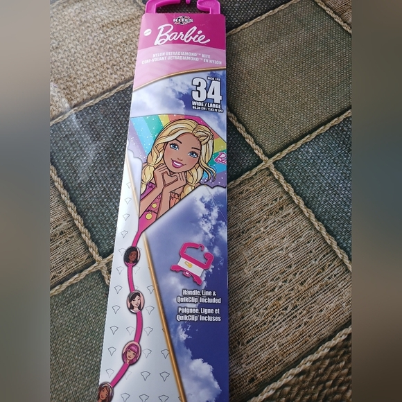 Barbie Pink and Purple Easy-Flyer Kite - Picture 4 of 6